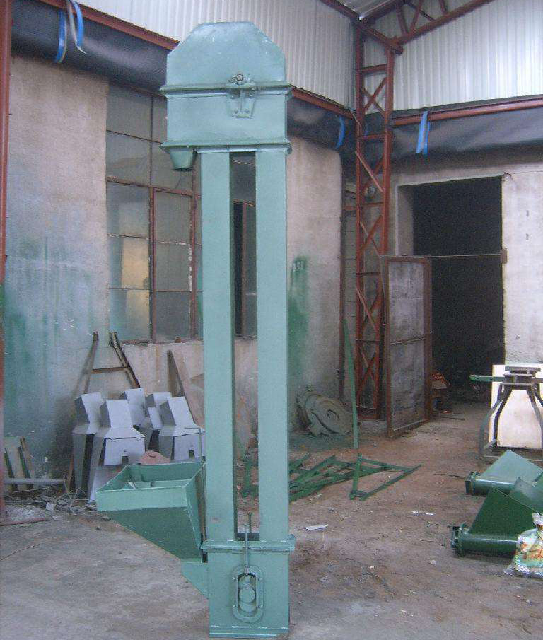 淺談環(huán)鏈斗式提升機(jī)輸送帶的安裝，調(diào)試和維護(hù)